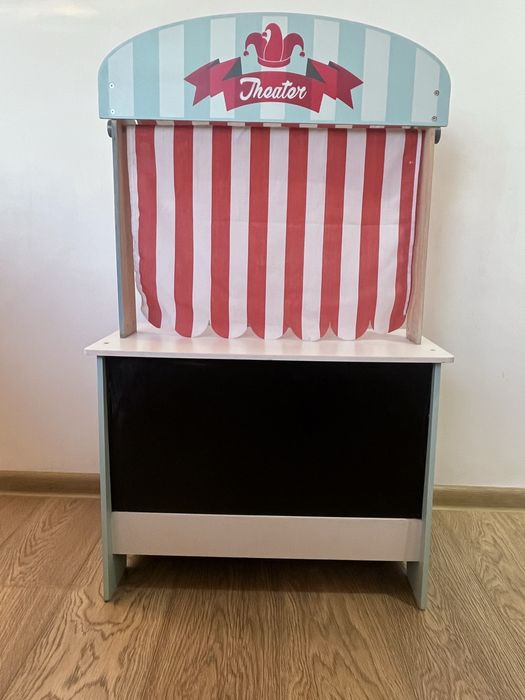 Дървен магазин и Театър 2в1