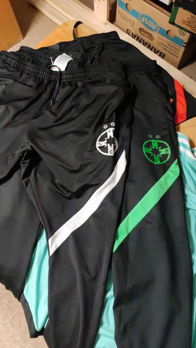 Pantaloni trening originali Nike FCSB (Steaua) L