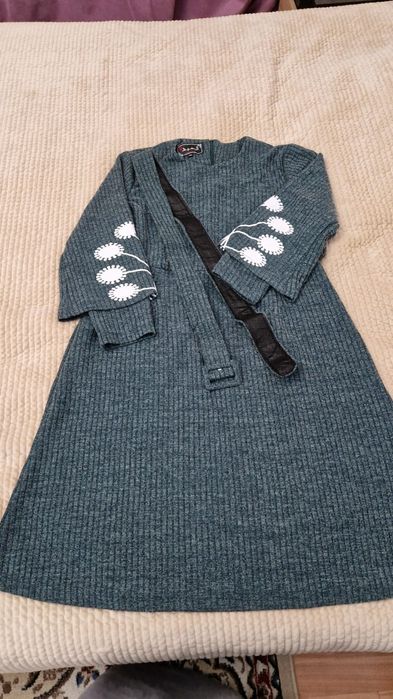 Хиджаб б/у и новый платье