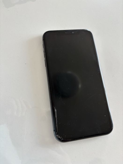 Iphone 11 черный