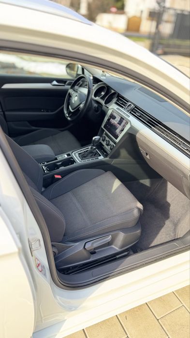 Volkswagen Passat 2.0 TDI 150 CP DSG