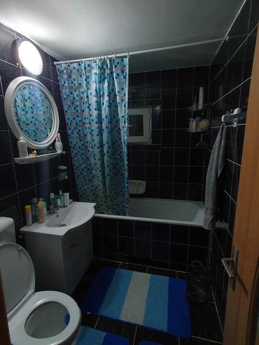 Inchiriere camera in apartament