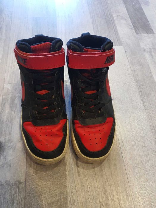 Маратонки Nike номер 38.5