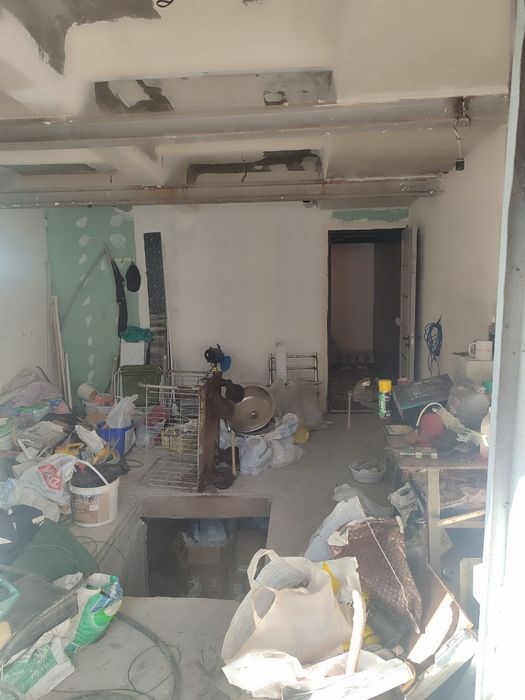 Срочно!!!Продам свой гараж. Охраняемая территория.