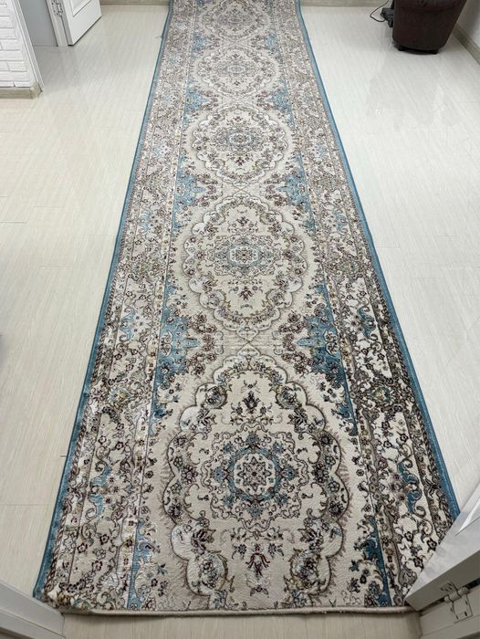 Продам ковер в каридор дарожку