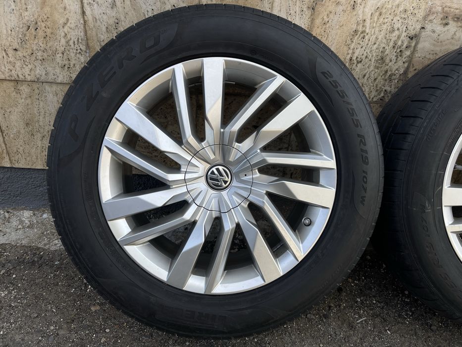 Jante Roti 19 VW Touareg 3 Audi Q7 4M Q8 E Tron Anvelope Vara Iarna 255 55 R19 M+S