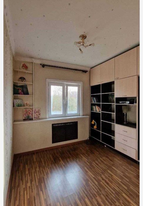 3/3/5 Ташсельмаш боткина балкон 2х6