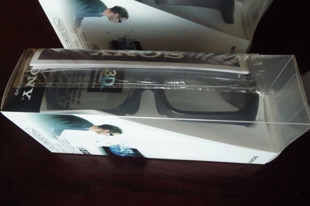 Продавам 3D очила Sony TDG-BR250 + трансмитер TMR-BR100