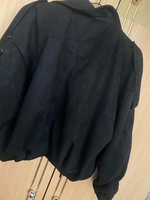 Дамско яке тип бомбър