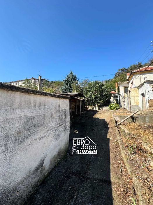 Къща за продажба в гр.Мъглиж