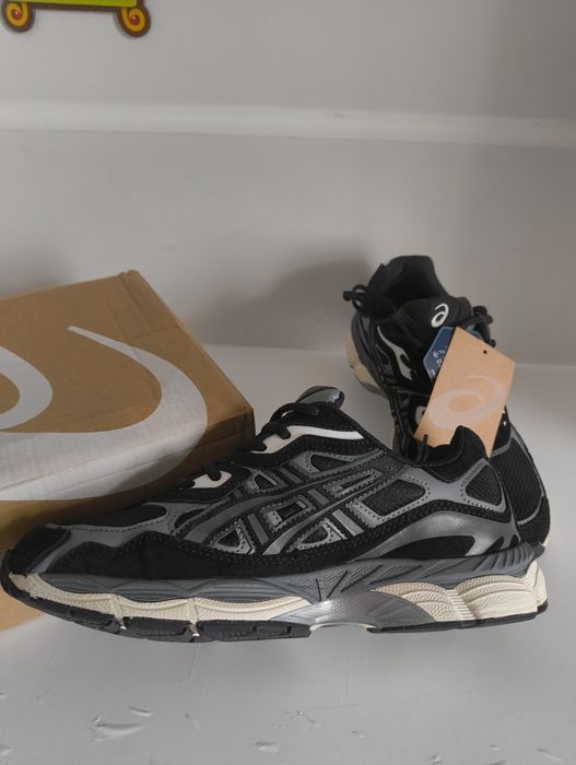 Asics GEL-NYC Black/gray