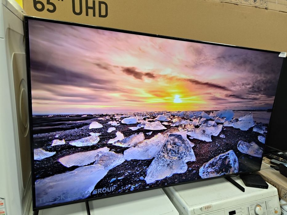 Смарт Телевизор Samsung 55" Crystal UHD 4K