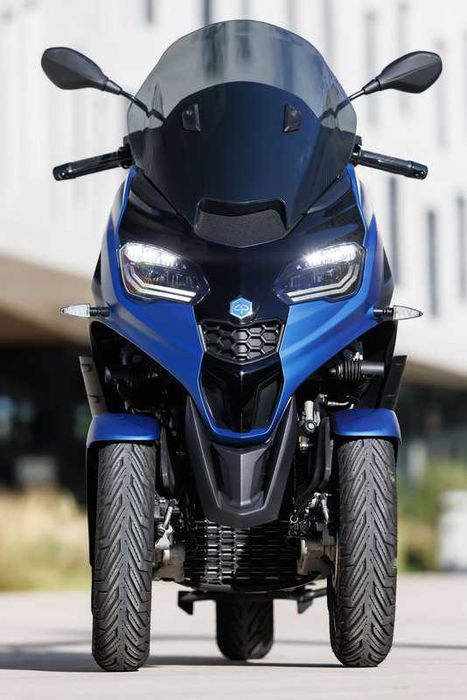 Piaggio MP3 310 -2025 / Se conduce cu permis categorie B