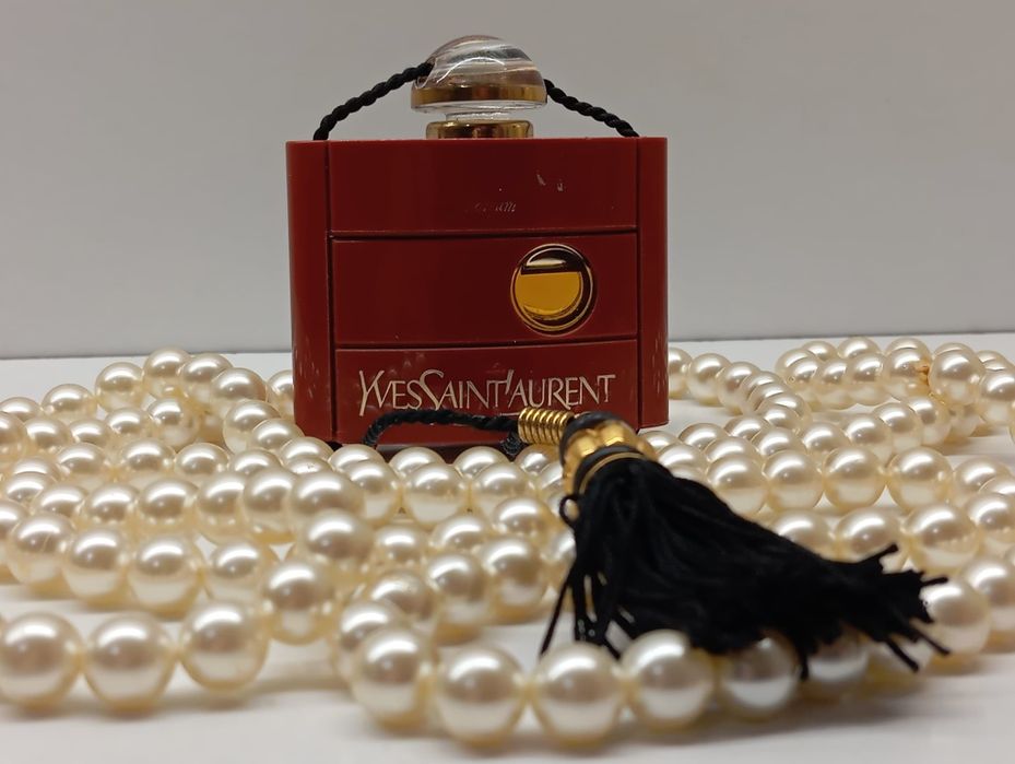 Ретро винтидж парфюм