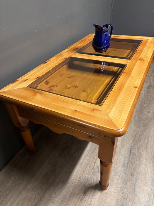 Măsuța cafea lemn masiv rășinoase