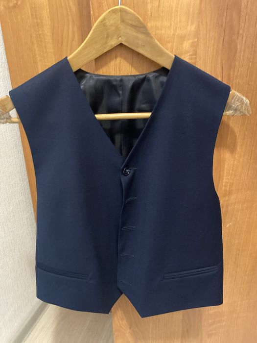 Продается школьный жилет и брюки