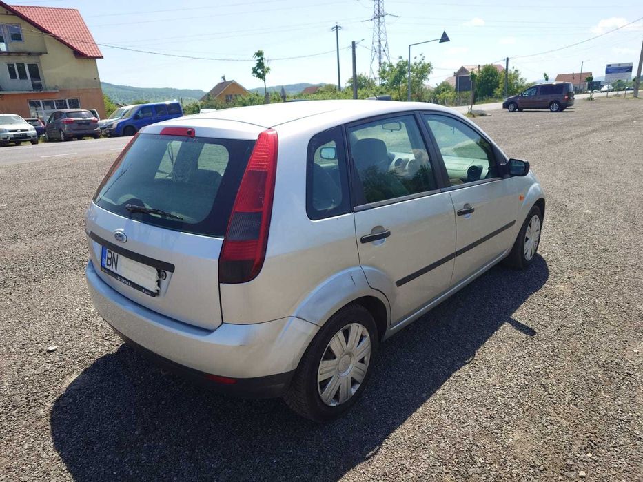FORD Fiesta 2004 — imagine 3