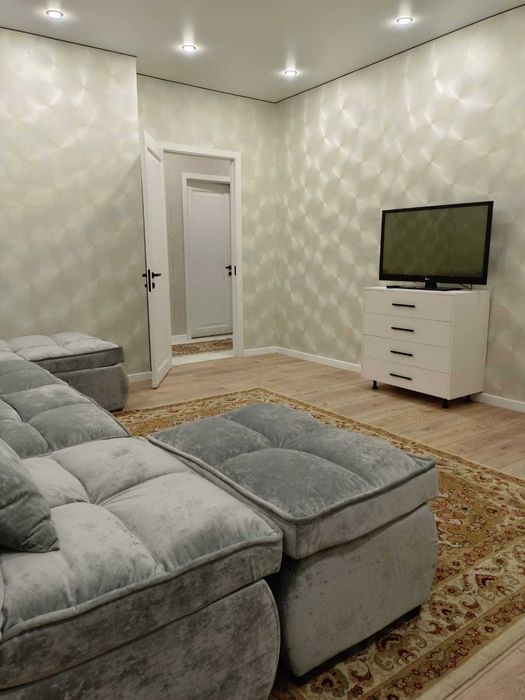 Продам 2ух ком кв улучшенную  с евро ремонтом
