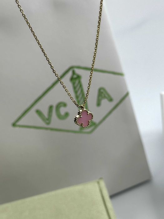 Colier MINI Van Cleef & Arpels Aur 750 Pink
