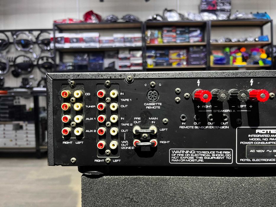 Rotel RA-985BX — Professional darajadagi stereo usilitel