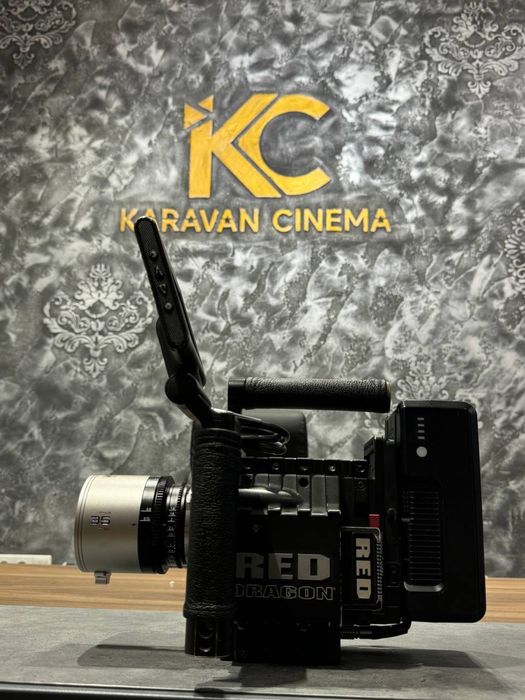 Red camera dragon x 6K samarqand shaharda polni komplect EF PL mount