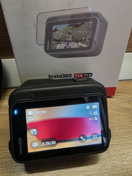 Insta 360 Ace Pro
