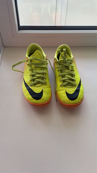 Продам бутсы оригинал Nike