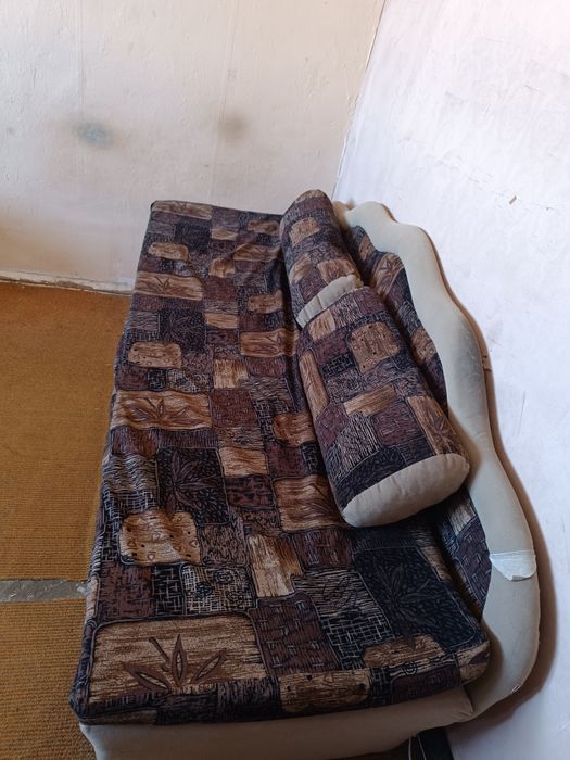 Стари мебели (подарявам)