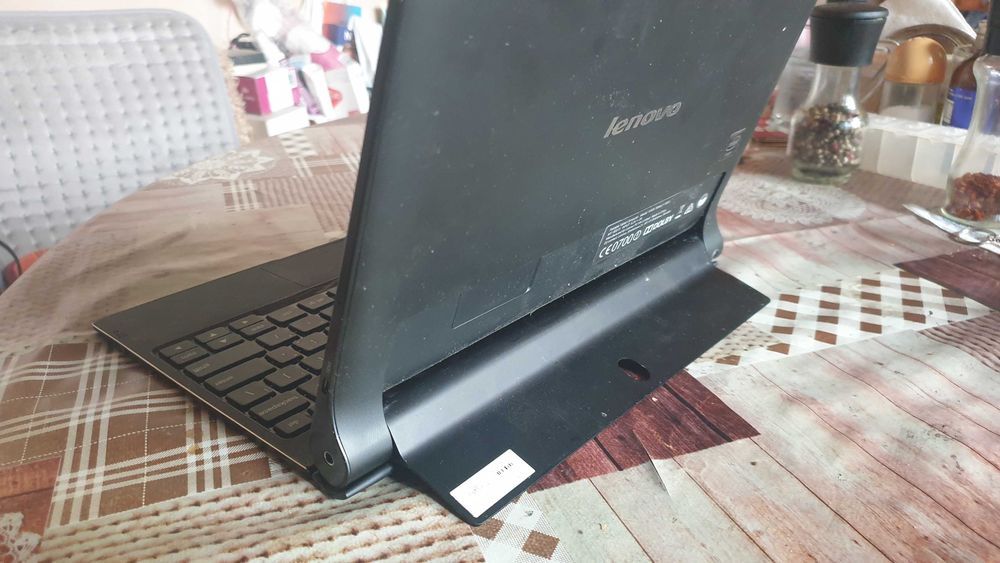 YogaTab2 10" с Windows10 и кавиатура