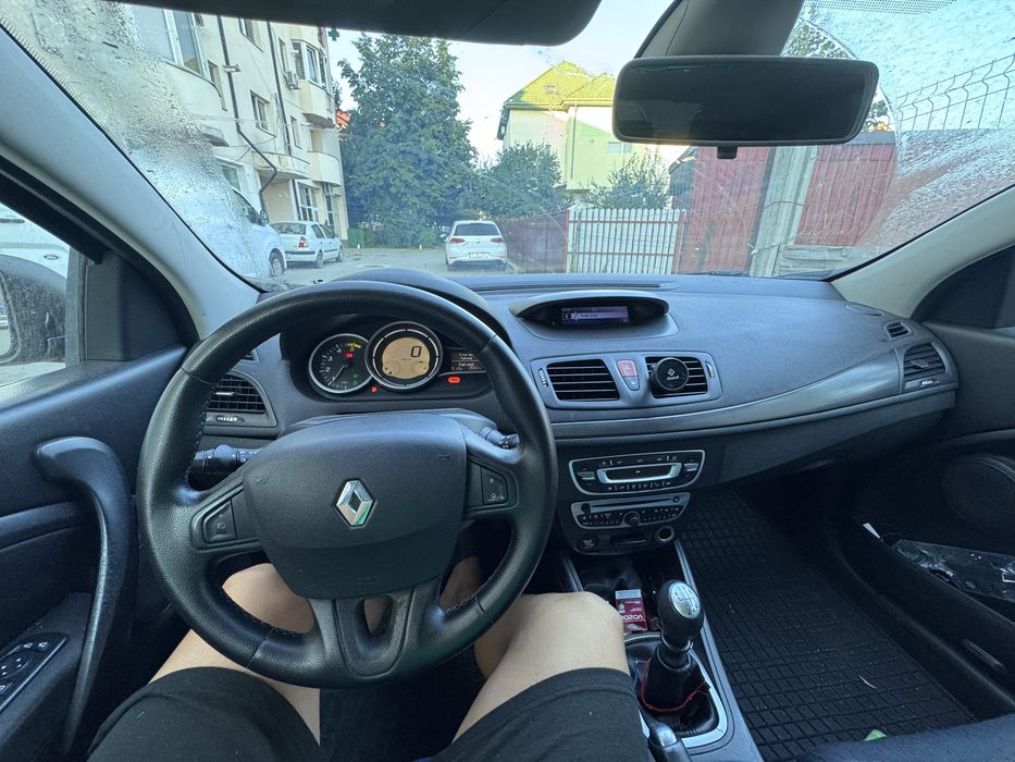 RENAULT 10 2009 — imagine 4