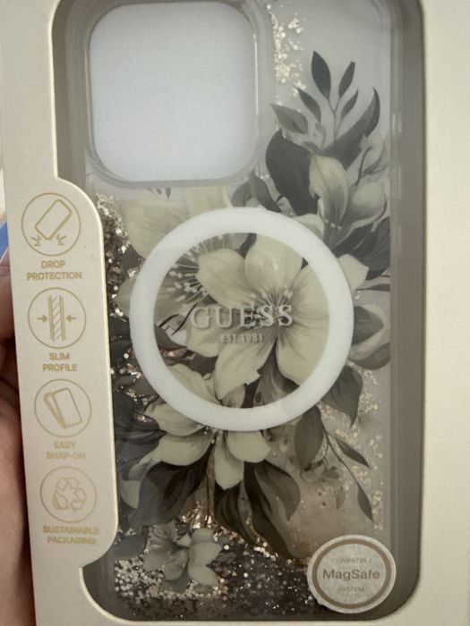Iphone 16 pro max Guess case