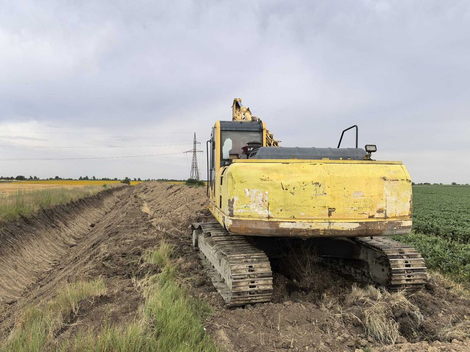 Excavator KOMATSU PC 240 LCD-8