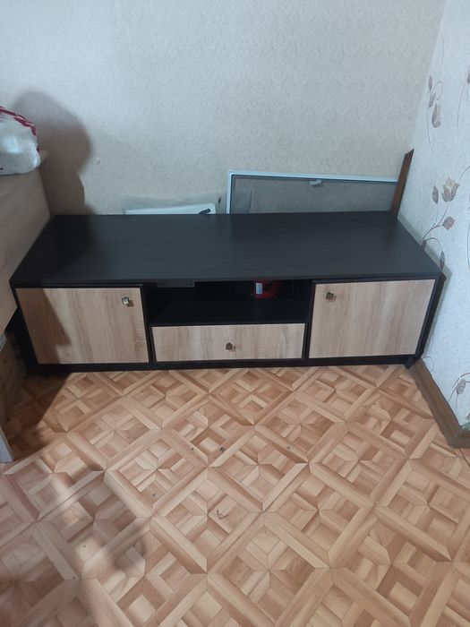 Тумба под телевизор