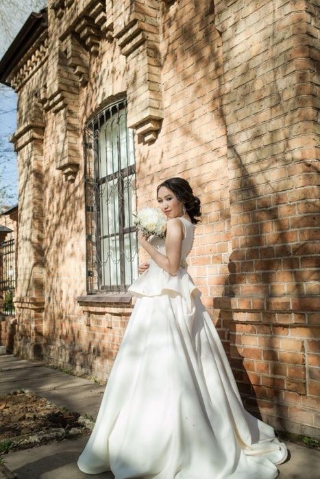 Продам шикарное платье