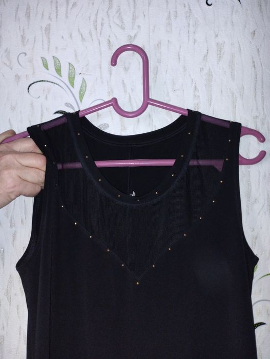 Вечернее платье черного цвета