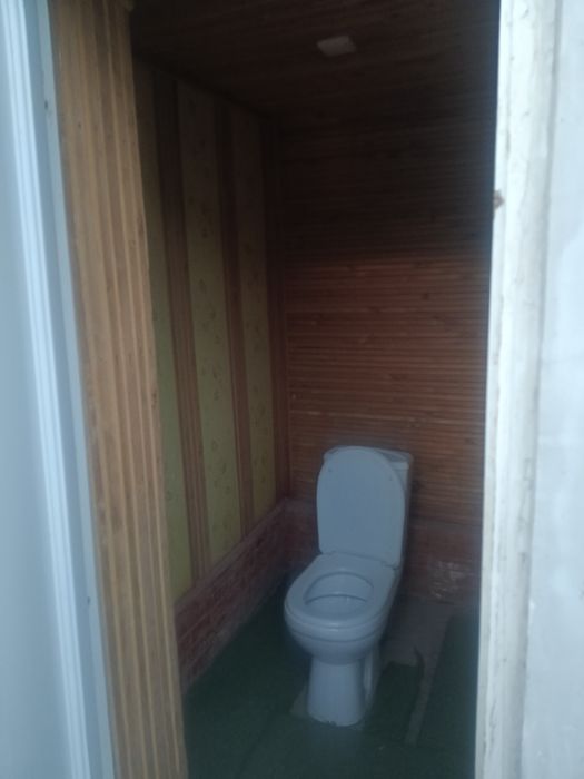 Уй срочна сотилади