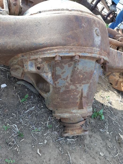 Продам задний мост ЗИЛ