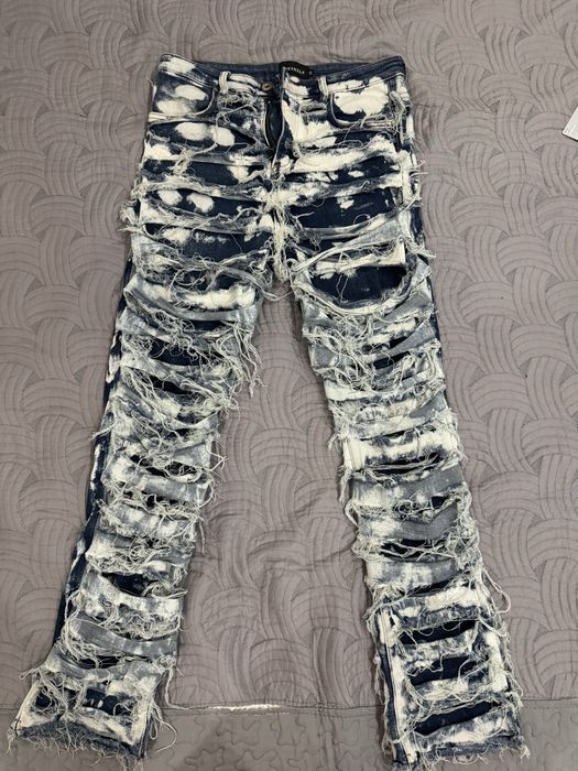 Blugi H.esntls Uk