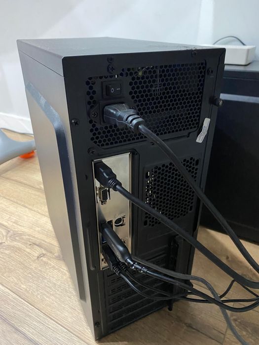 Компьютер в сборе