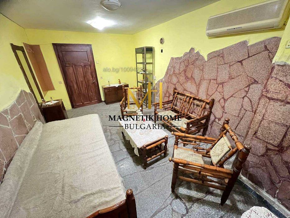 Дава се под наем Многостаен апартамент в Бургас, Център - 100 кв.м за 280.5 € - Снимка #4