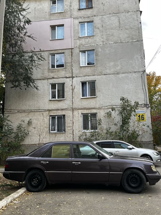 Продам Мерседес w124