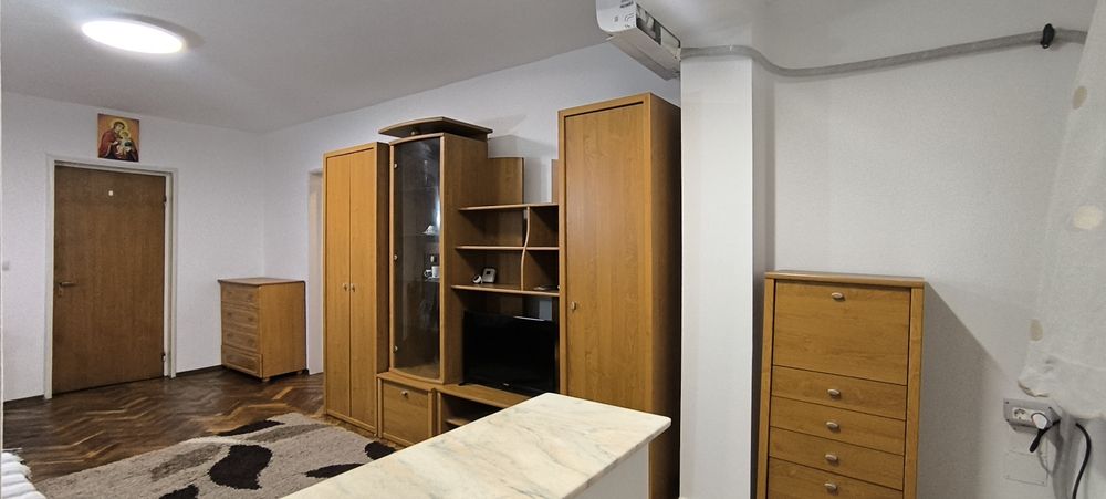 Apartament – Pitești, Cartierul Banat - Mai multe