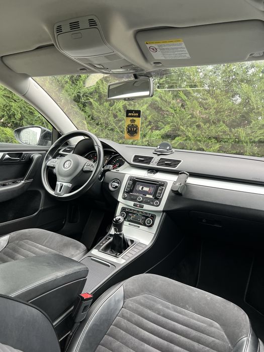 VW Passat B7 2012, 2.0 TDI 140CP, Bi- Xenon, Interior alcatara
