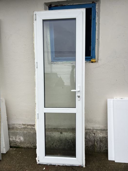 Usa pvc cu geam termopan sh