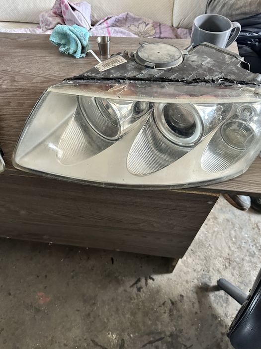 Продам фары Туарег 1 дорест