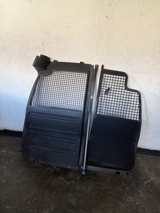 Volkswagen caddy 2011г преграда