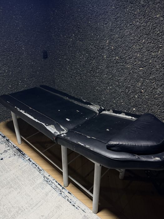 Продам срочно две кушетки 50 тыс тг