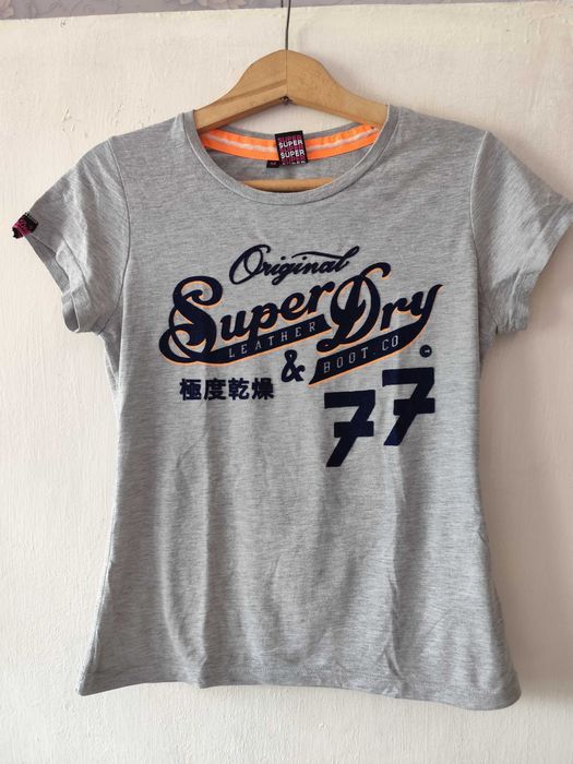 ЛОТ от 2 тениски Superdry