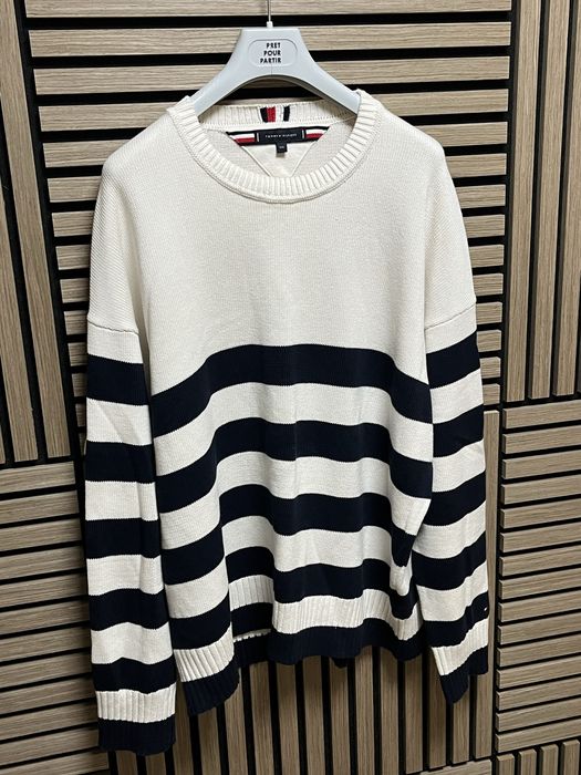 Tommy Hilfiger : размер 2ХЛ / Оригинал