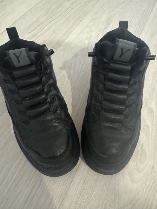 Продам ботинки на мальчика